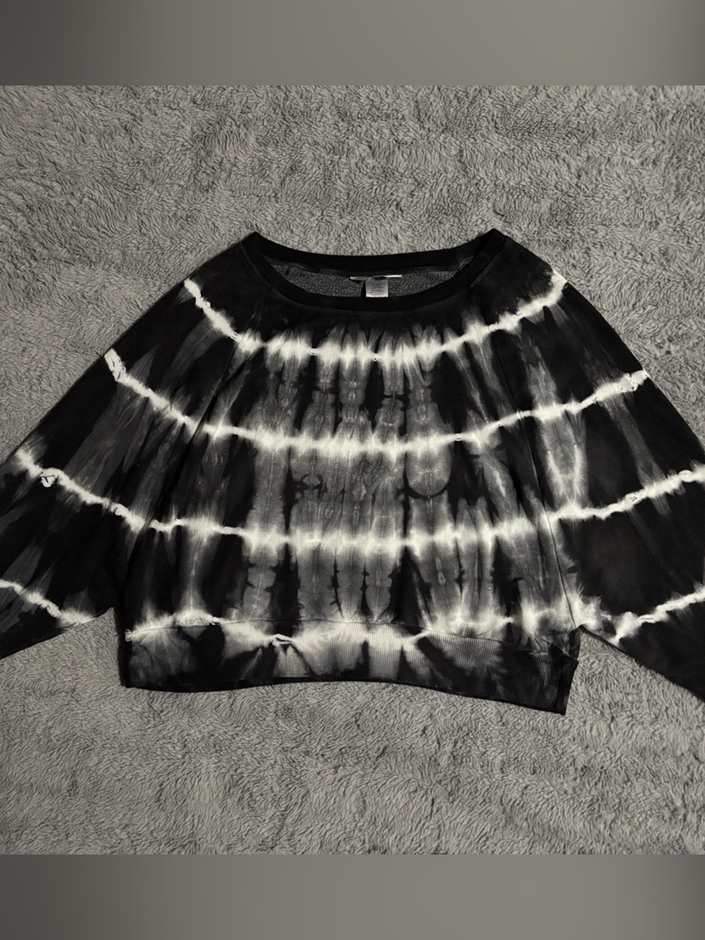 Hard Tail Forever Black White Shibori Tie Dye Boxy Crop Sweatshirt M